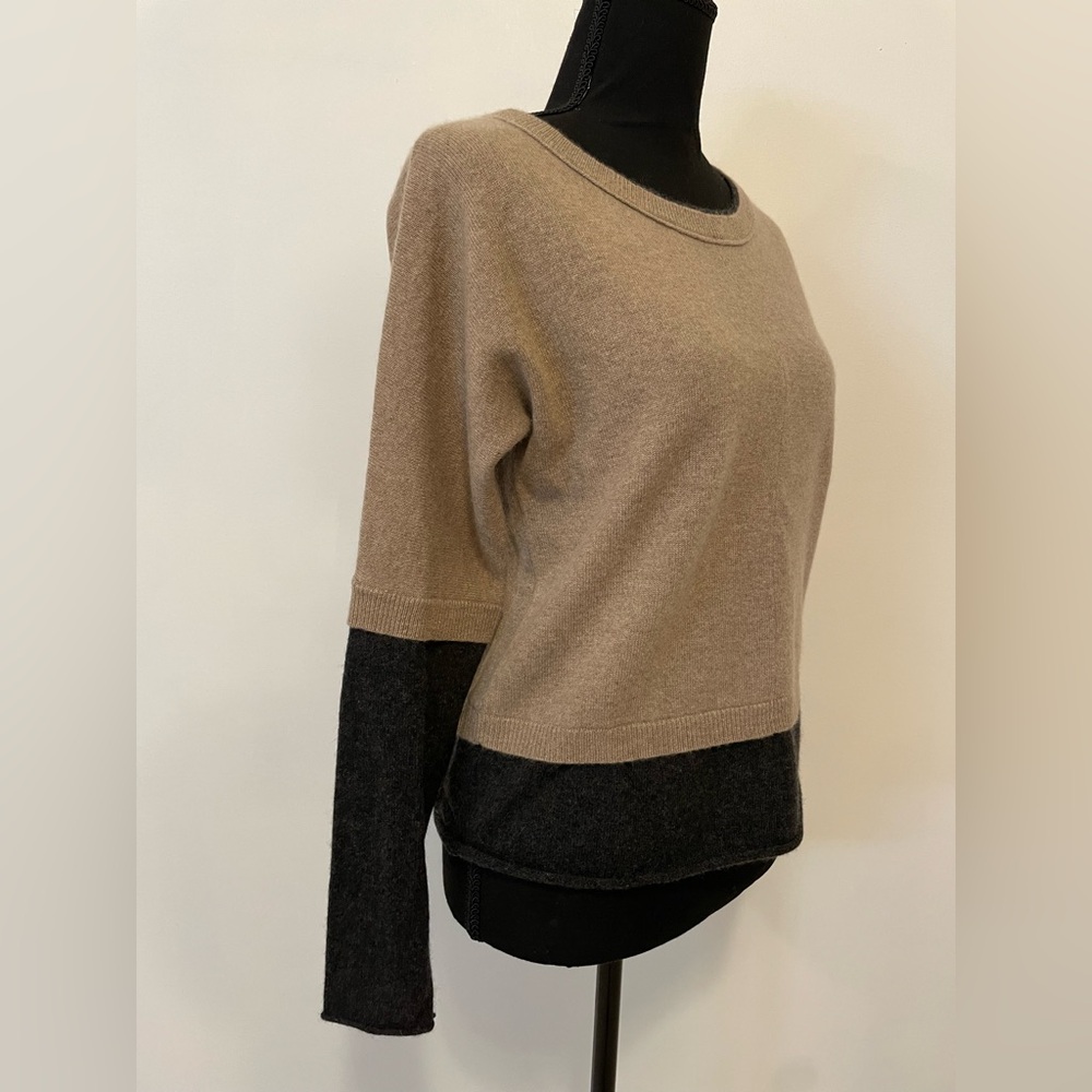 360 Cashmere Sweater - Picture 2 of 5